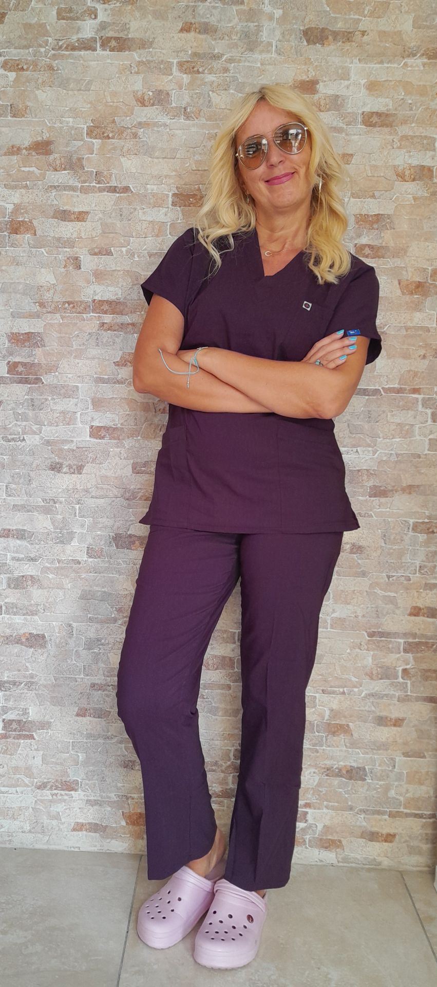Hemşire forması Koyu mürdüm Likralı  scrubs