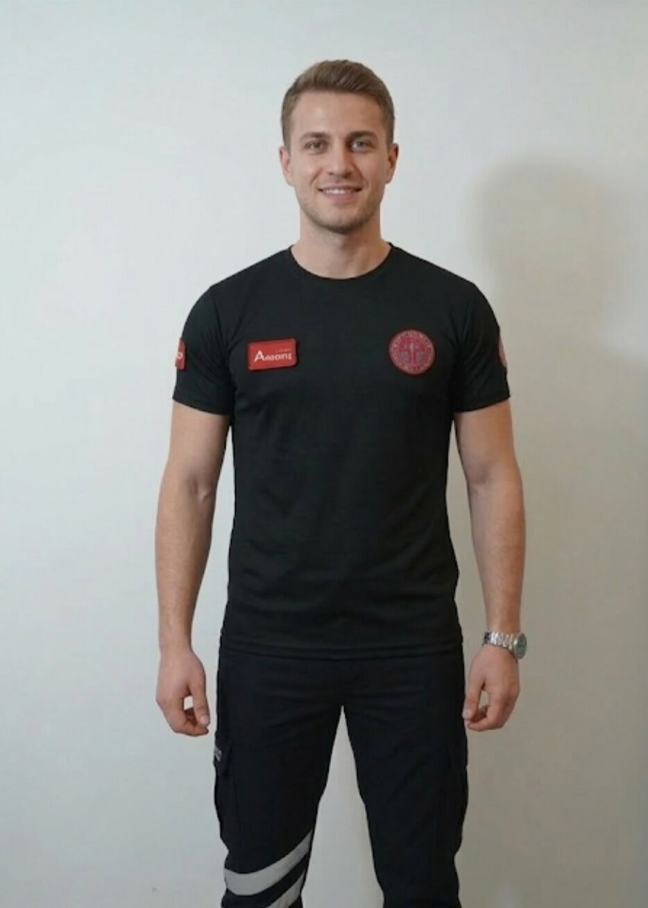 Sıfır yaka Comfort Acil Sağlık (Siyah)