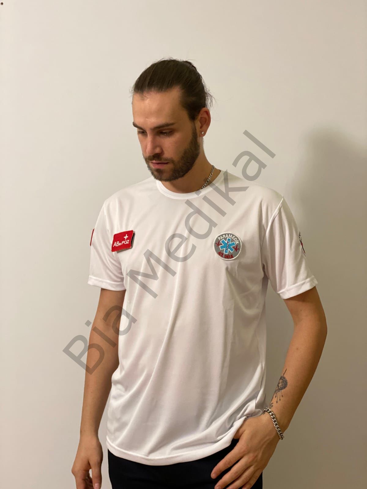 Sıfır yaka Comfort Paramedik (Beyaz)